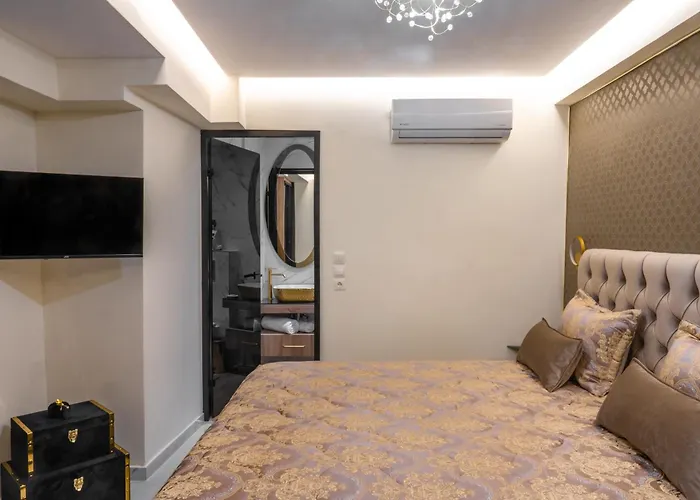 Odysseus Luxury House